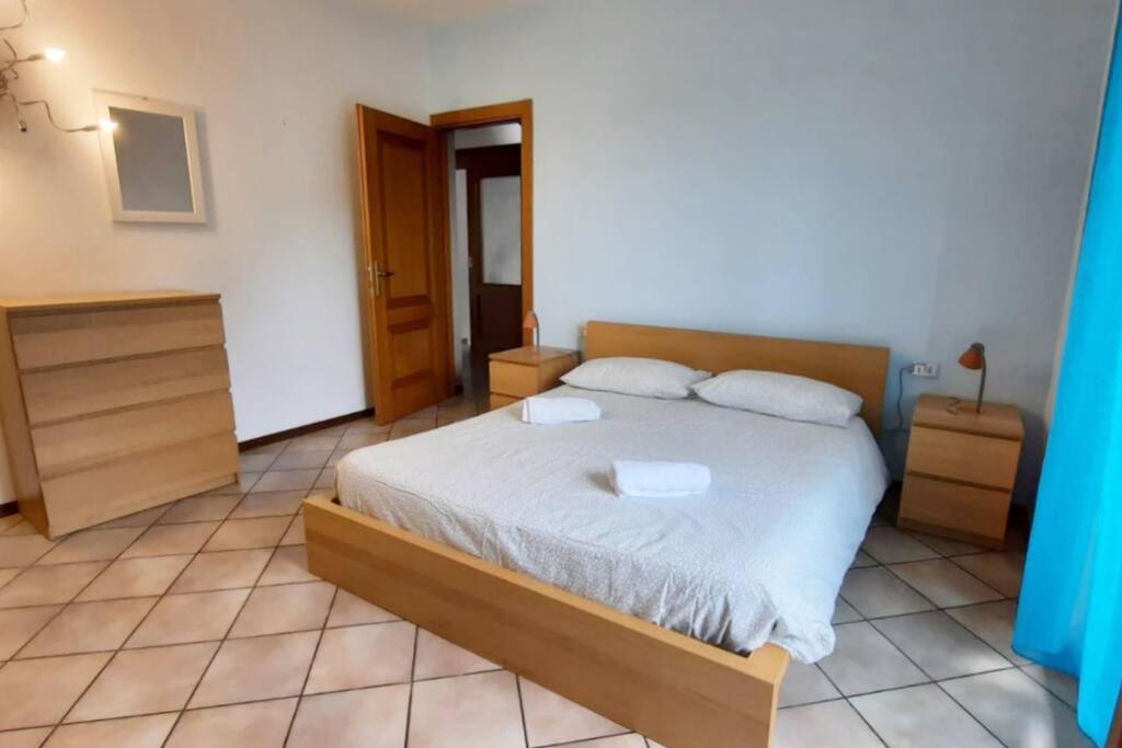 Willa Il Vecchio Kiwi - House With Private Garden Oleggio Castello Zewnętrze zdjęcie